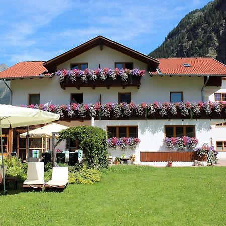 Aparthotel Haus Renate Kaunertal Exteriér fotografie