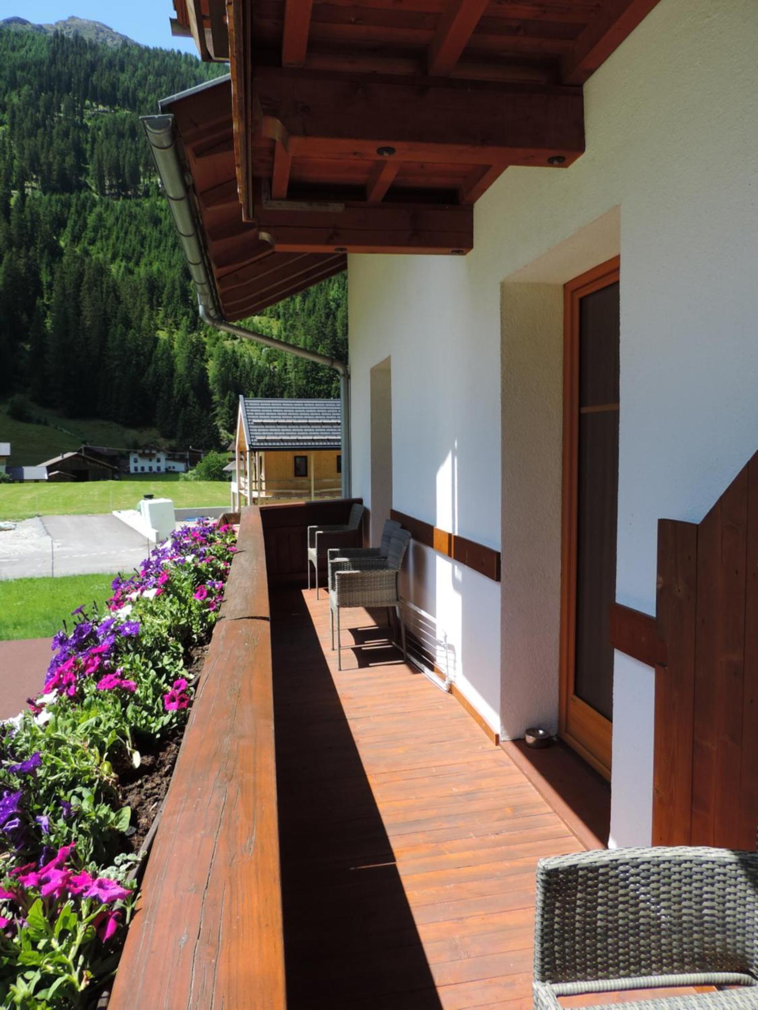 Aparthotel Haus Renate Kaunertal Exteriér fotografie