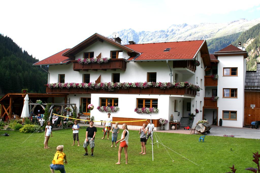 Aparthotel Haus Renate Kaunertal Exteriér fotografie