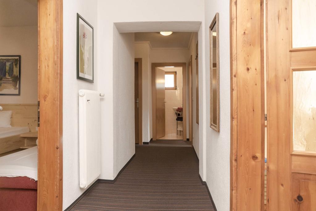 Aparthotel Haus Renate Kaunertal Pokoj fotografie