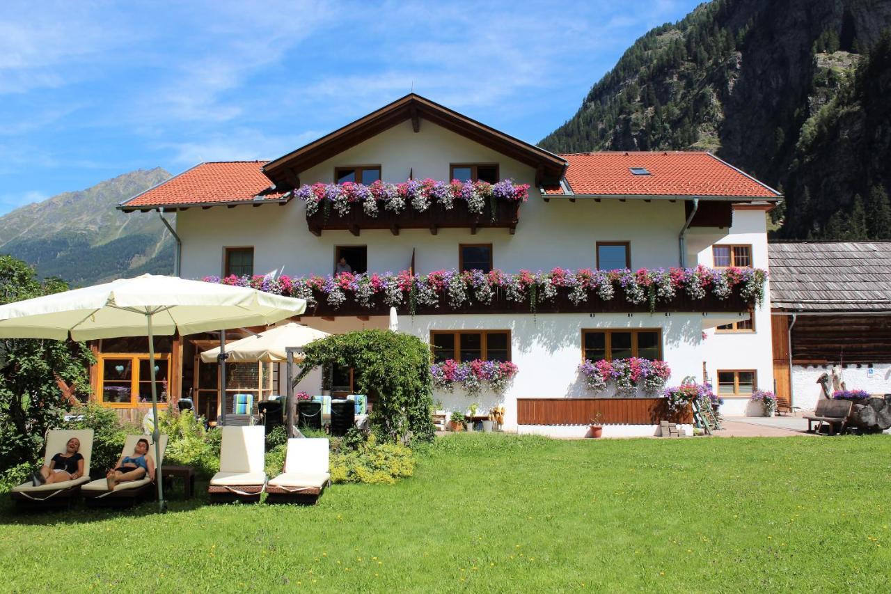Aparthotel Haus Renate Kaunertal Exteriér fotografie